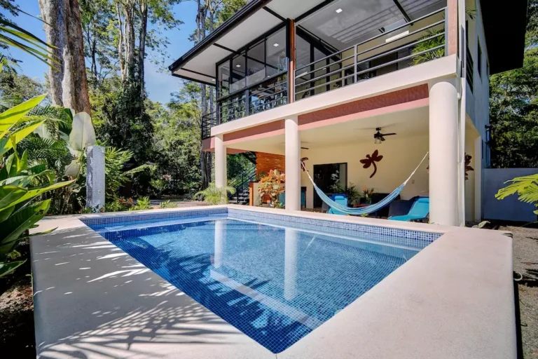 Casa Garza Piscina