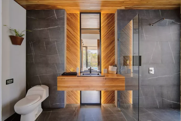 Villa Hamsa Bathroom