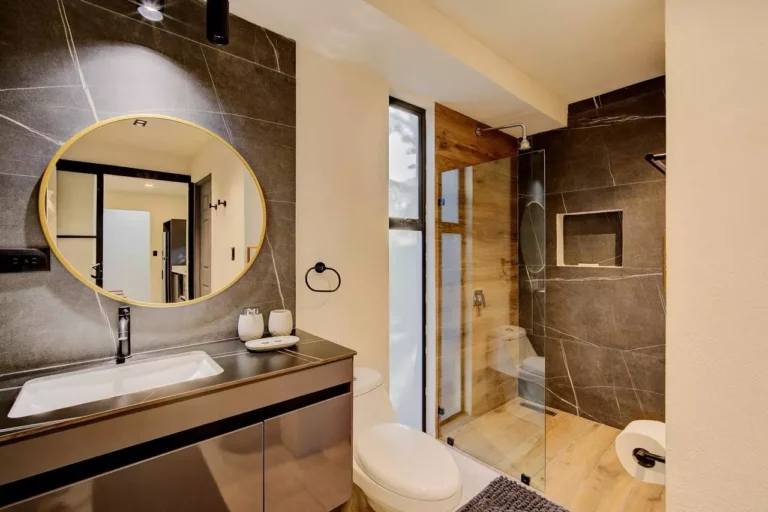 Nómada Studio 3 & 4 | Planta Alta Baño Privado