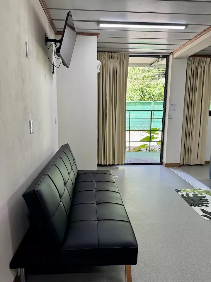 Cocles Green Studio TV and AC